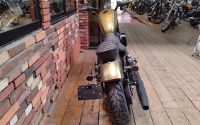 HARLEY XL883N 2016 LE2