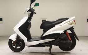 YAMAHA CYGNUS 125 XSR 2 2001 SE44J