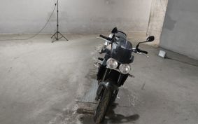 TRIUMPH TRIUMPH STREET TRIPLE R TMD416