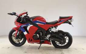 HONDA CBR600RR 2021 PC40