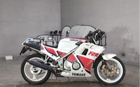 YAMAHA FZR250 2KR