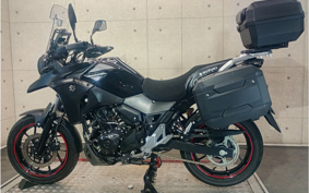 SUZUKI STROM 250 DS11A