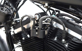 HARLEY XL883N 2016 LE2