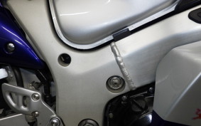 SUZUKI GSX-1300R HAYABUSA 2001