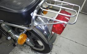 SUZUKI GN125 H 2003