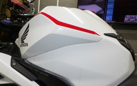 HONDA CBR250RR A MC51