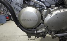 HONDA VTR 250 MC33