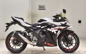 SUZUKI GSX250R 1999