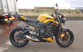 TRIUMPH STREET TRIPLE RS 2023 HDA614