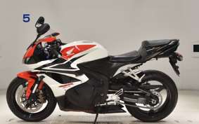 HONDA CBR600RR GEN 3 2011
