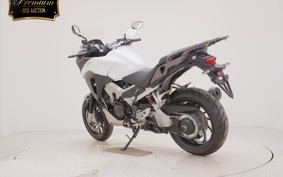 HONDA VFR800X 2015 RC80
