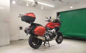 HONDA VFR800X 2015 RC80