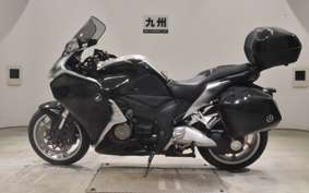 HONDA VFR1200F DCT 2011 SC63
