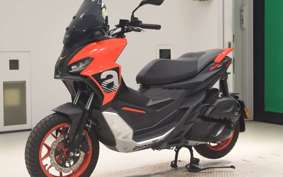 APRILIA SR GT200