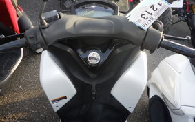 YAMAHA TRICITY 125 SE82J