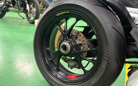 DUCATI STREET FIGHTER V4S 2023 4F00