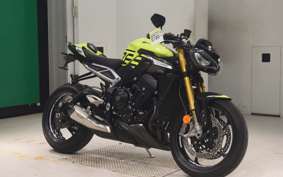 TRIUMPH STREET TRIPLE RS