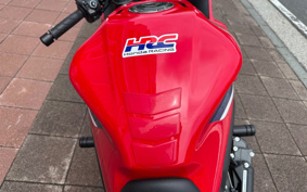 HONDA CBR650R E-Clutch 2024 RH17