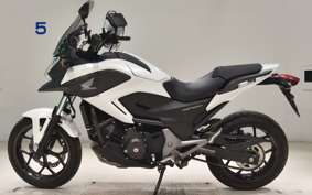 HONDA NC750X 2017 RC72