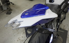 BMW HP4 2014
