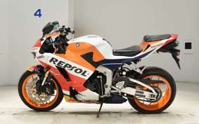 HONDA CBR600RR GEN 3 2013 PC40