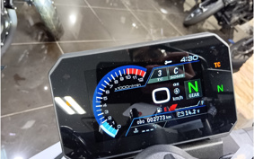 SUZUKI GSX-8S 2023 EM1AA
