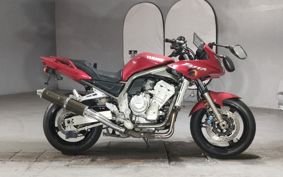 YAMAHA FZS1000 FAZER RN06