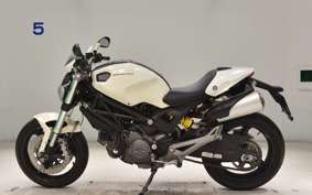 DUCATI MONSTER 696 2013