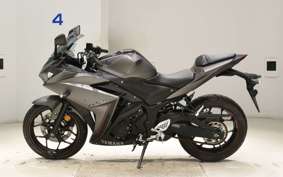 YAMAHA YZF-R25 RG10J