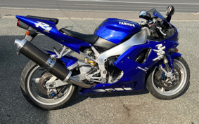 YAMAHA YZF-R1 1998 RN01