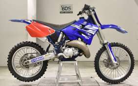 YAMAHA YZ125 CE05C