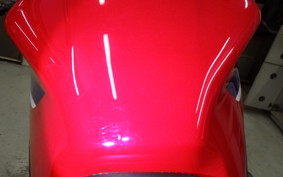 HONDA CBR650R E-Clutch 2025 RH17