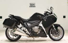 HONDA VFR1200F DCT 2013 SC63