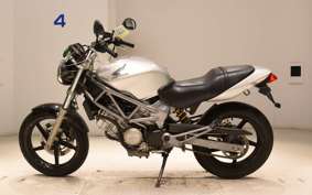 HONDA VTR 250 1996 MC33