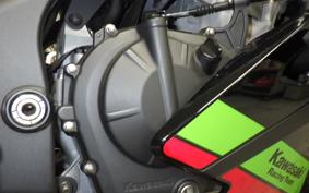 KAWASAKI ZX-25R 1983 ZX250E