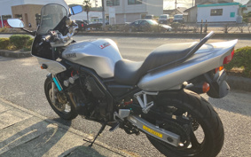 YAMAHA FZ400 1997 4YR