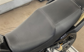 KAWASAKI ZRX1200 DAEG 2015 ZRT20D