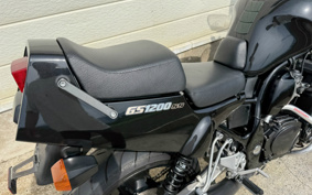 SUZUKI GS1200SS 2001 GV78A