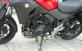 SUZUKI STROM 250 DS11A