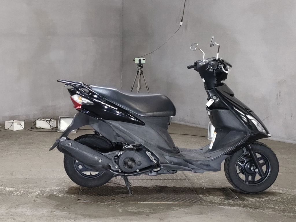 Фото Suzuki ADDRESS V125 с японского аукциона