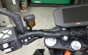 KTM 1290 SUPER DUKE R 2019