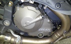 DUCATI MONSTER 821 2015