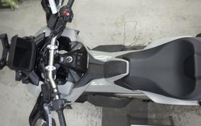 HONDA X-ADV 750 2025 RH21