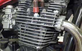 YAMAHA XJ750 E 1983 29R