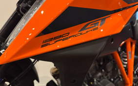 KTM 1290 SUPER DUKE GT V6940