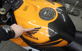 HONDA CBR1000RR 2005 SC57