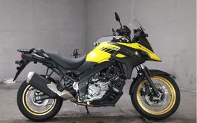 SUZUKI DL650 ( V-Strom 650 ) C733A