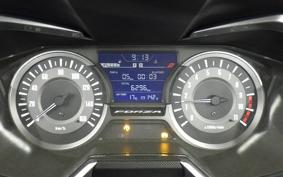 HONDA FORZA 250 MF13