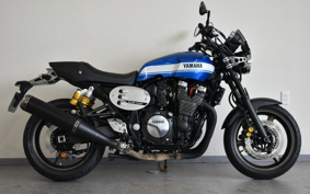 YAMAHA XJR1300 C 2015 RP19