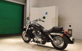 HONDA SHADOW 750 Gen. 3 2006 RC50
